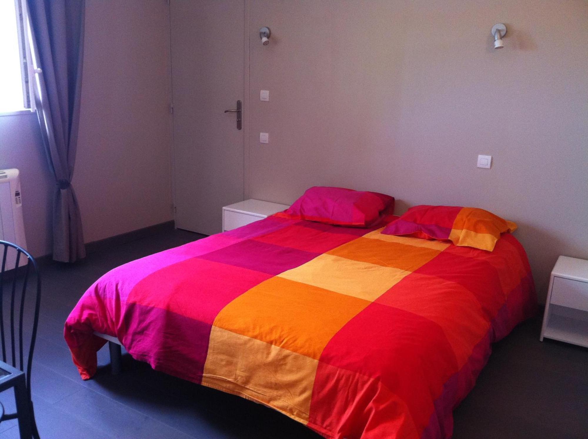 Les Amandiers Apartment Драгинян Екстериор снимка